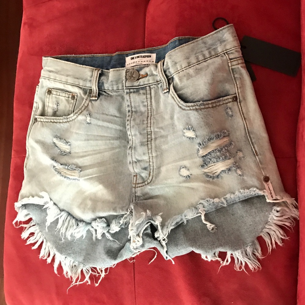One teaspoon shorts